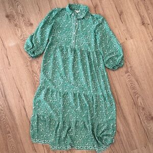 Max Studio Green Floral Long Sleeve Midi Dress